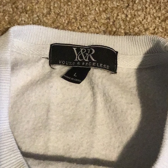 Cute Sweatshirt! - Picture 2 of 3